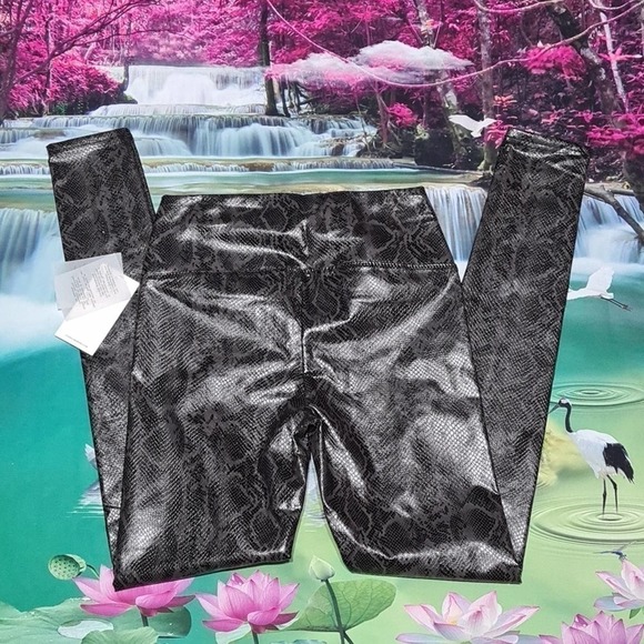 7 For all Mankind Snakeskin Skinny Vegan Leggings Size‎ XS - Picture 6 of 6